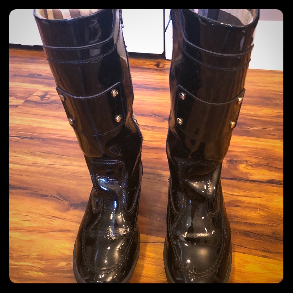 BURBERRY BOOTS
